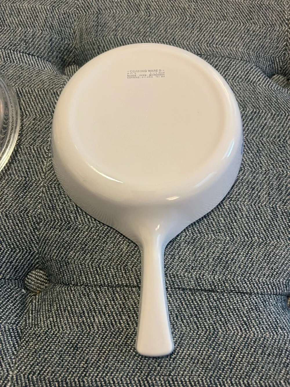 Corningware White Cookware Set with Blue Cornflower Pattern, 3-Piece W/ Lids - Picture 14 of 15